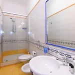 アパートホテル Casamalfi Centro Storico