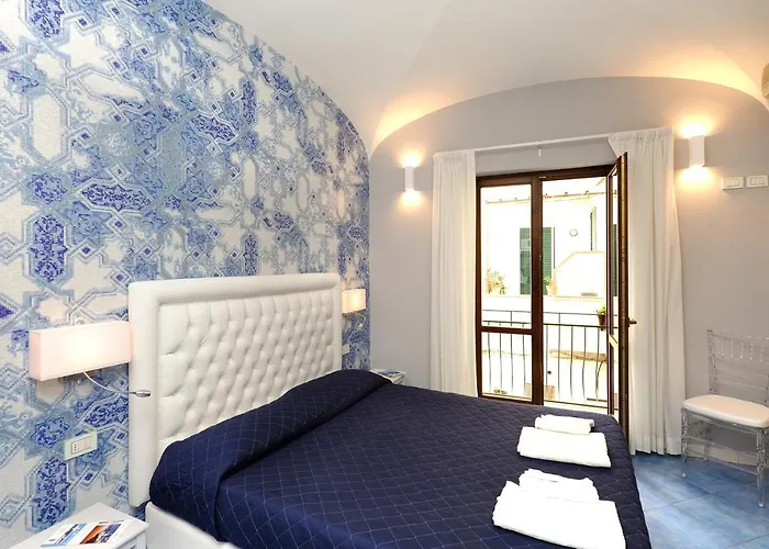 Casamalfi Centro Storico 公寓式酒店 2*