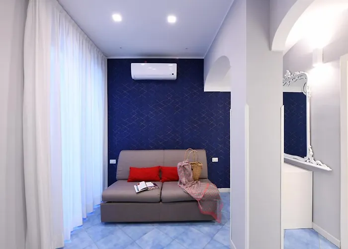 Casamalfi Centro Storico 公寓式酒店 2*