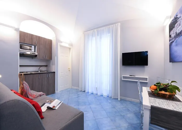 Casamalfi Centro Storico 2*