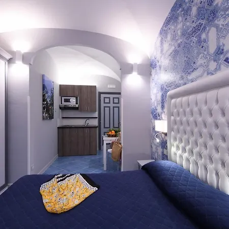 Апарт-готель Casamalfi Centro Storico 2*