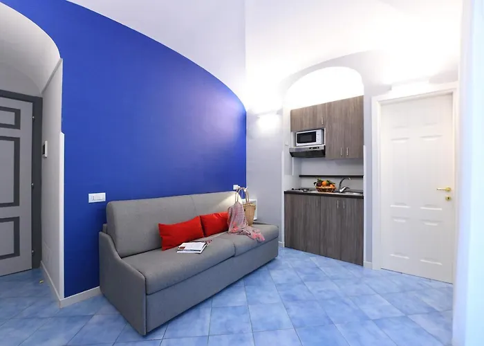 Casamalfi Centro Storico 2*